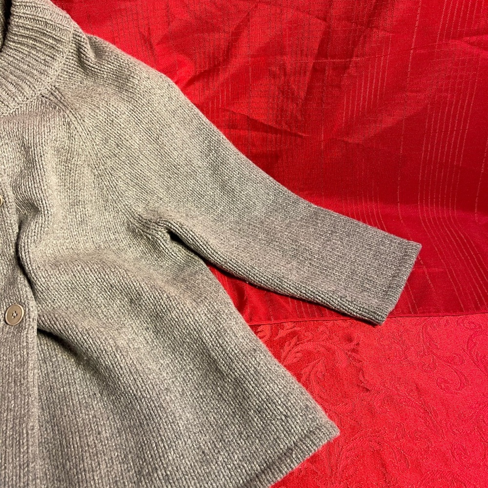 Talbots sweater - Picture 3 of 5